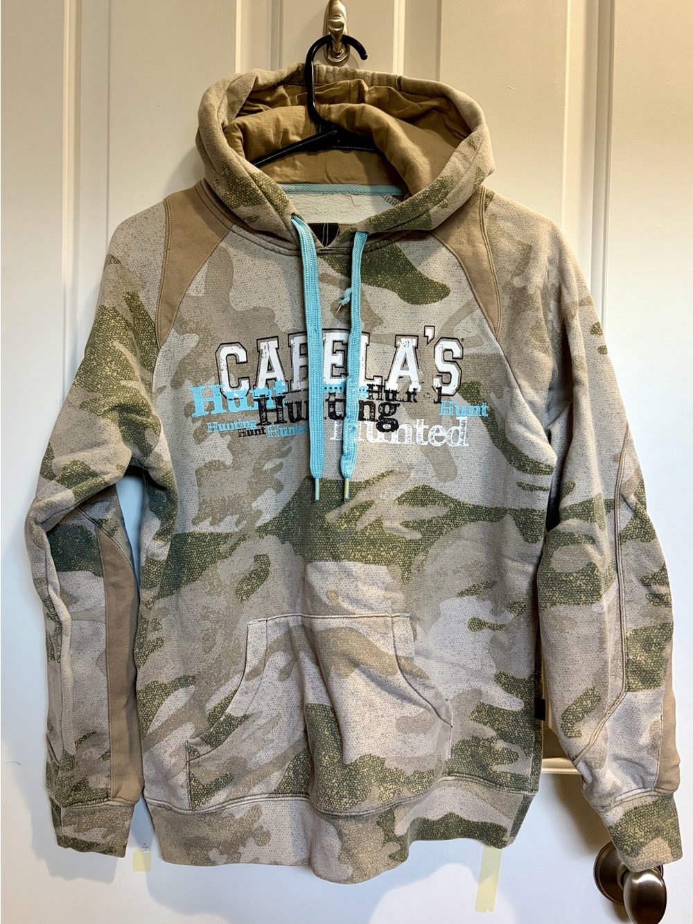 Cabela's Wonens Camo Hoodie